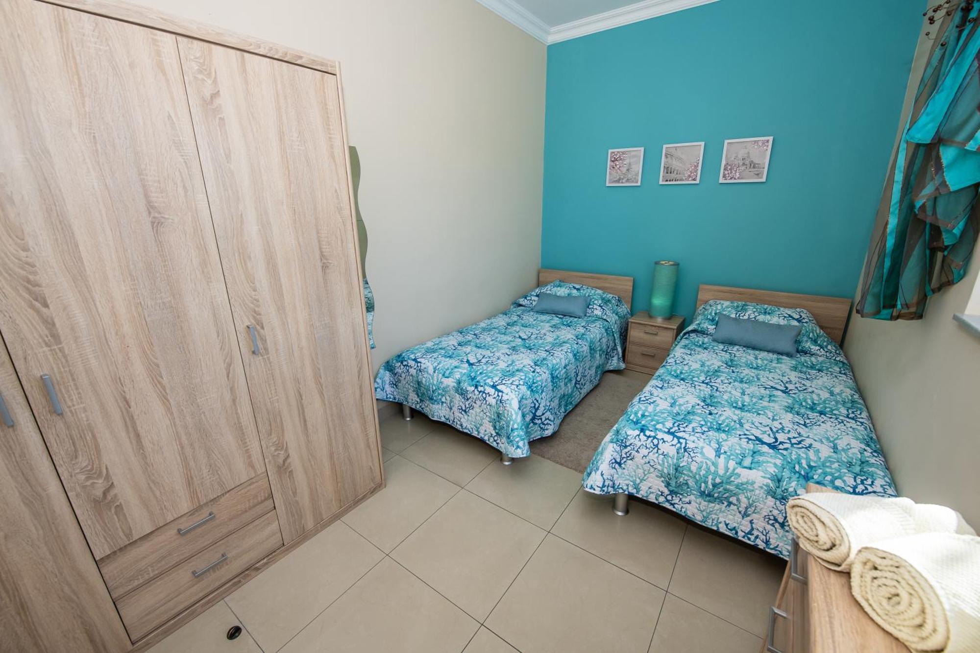 Francis Flats Modern Penthouse * Mellieħa