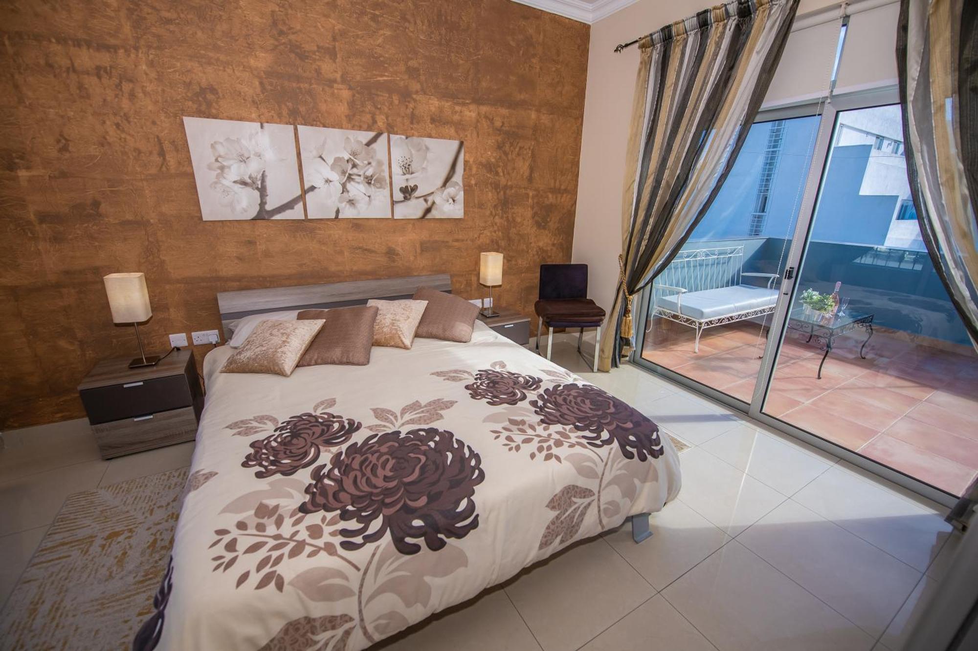 Francis Flats Modern Penthouse * Mellieħa