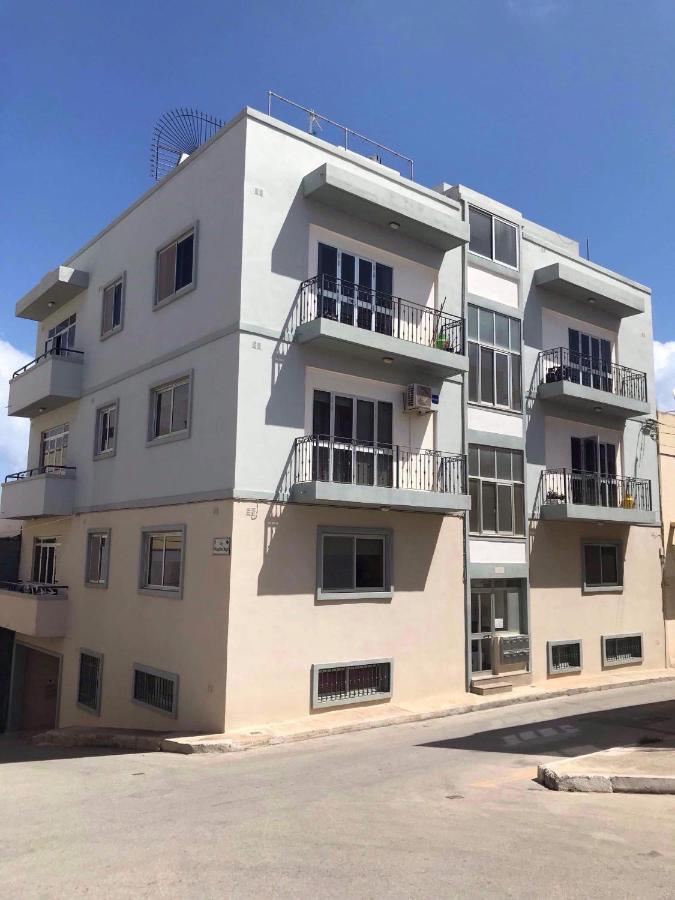 Francis Flats Modern Penthouse * Mellieħa